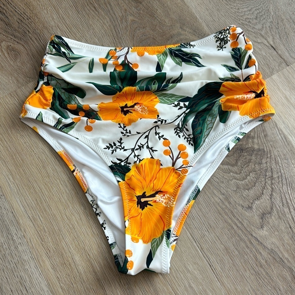 Cupshe Orange Floral High Rise High Leg Swim Bottoms size XS